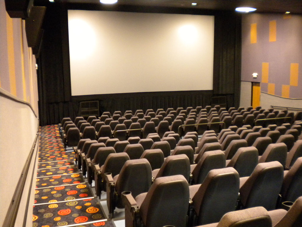 The Painting Contractor – Kenwood Theater